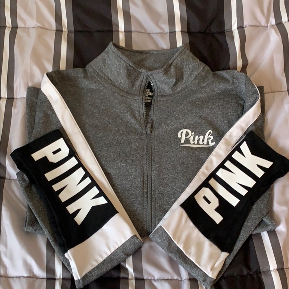 M PINK BRAND 3/4 zip long sleeved workout shirt